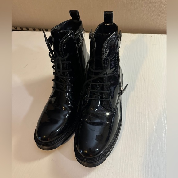 Shoes - ARMANI EXCHANGE PU PATENT BOOTS